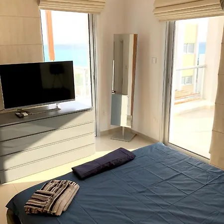 Elegant In With Sea View And Private Pool *