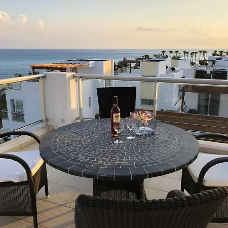 Elegant In With Sea View And Private Pool Villa *