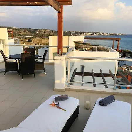 Elegant In With Sea View And Private Pool Villa