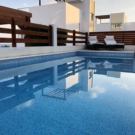 Elegant In With Sea View And Private Pool Villa